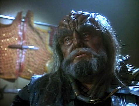 Next Generation 1" Button Pin Set Sci-Fi Classic Picard Klingon Star Trek 